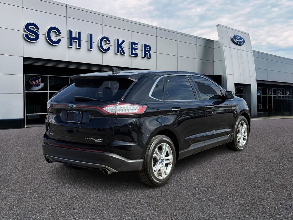 Used 2017 Ford Edge Titanium w/ Technology Package image 2
