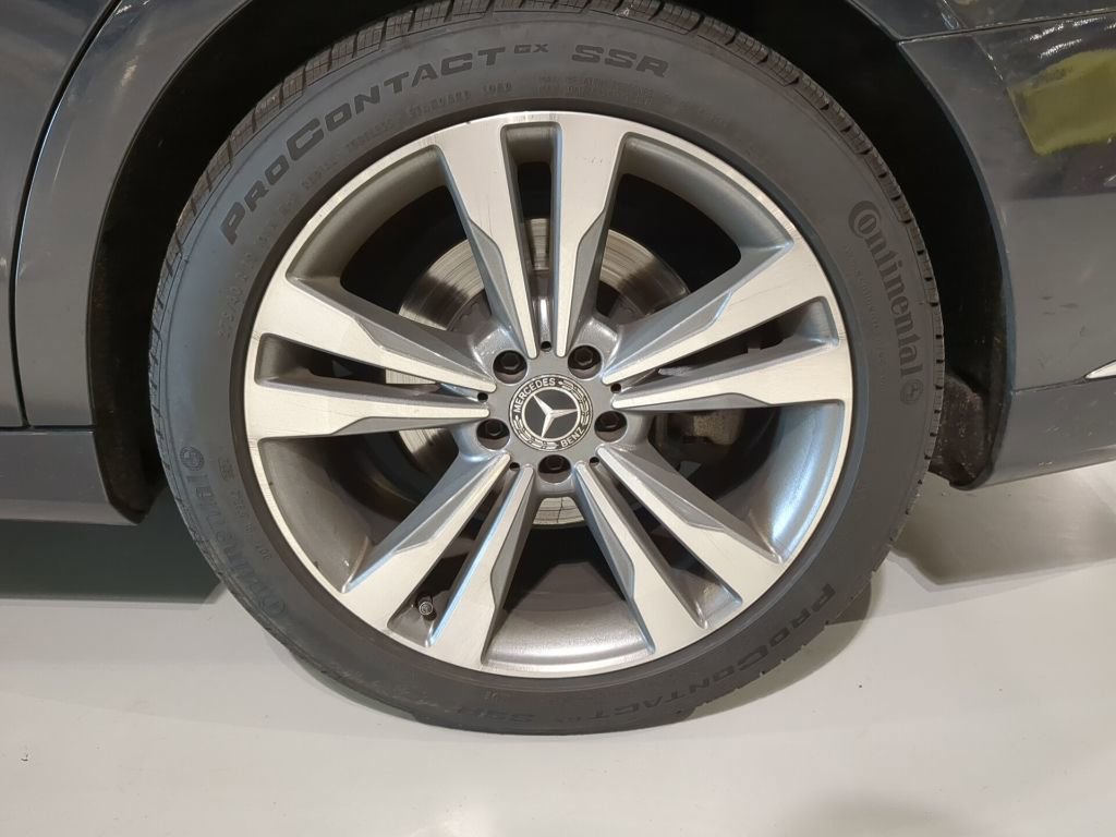 Used 2020 Mercedes-Benz S 560 4MATIC Sedan image 11