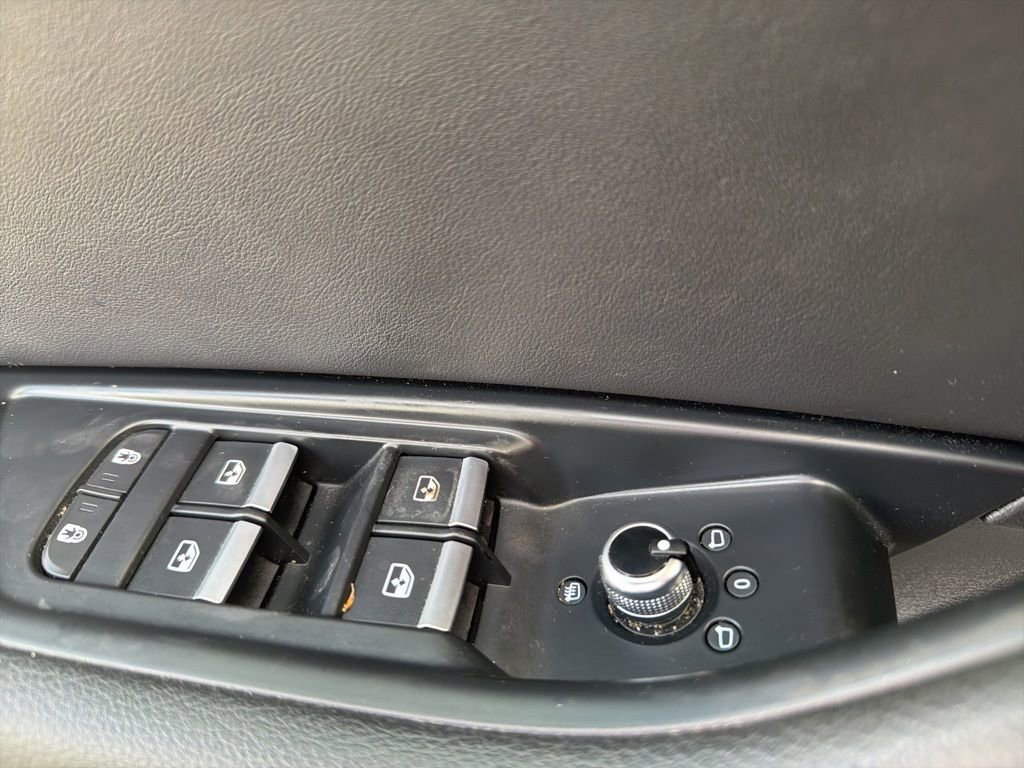 Used 2020 Audi A4 2.0T Premium w/ Convenience Package image 17