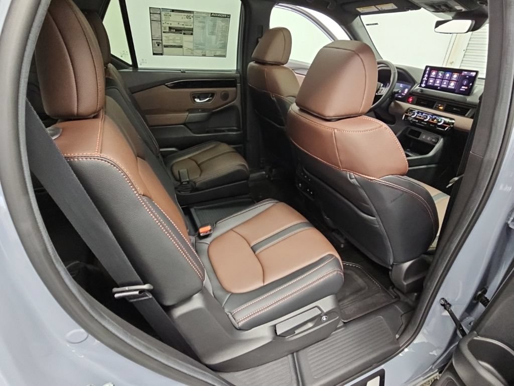 New 2026 Honda Pilot TrailSport image 37