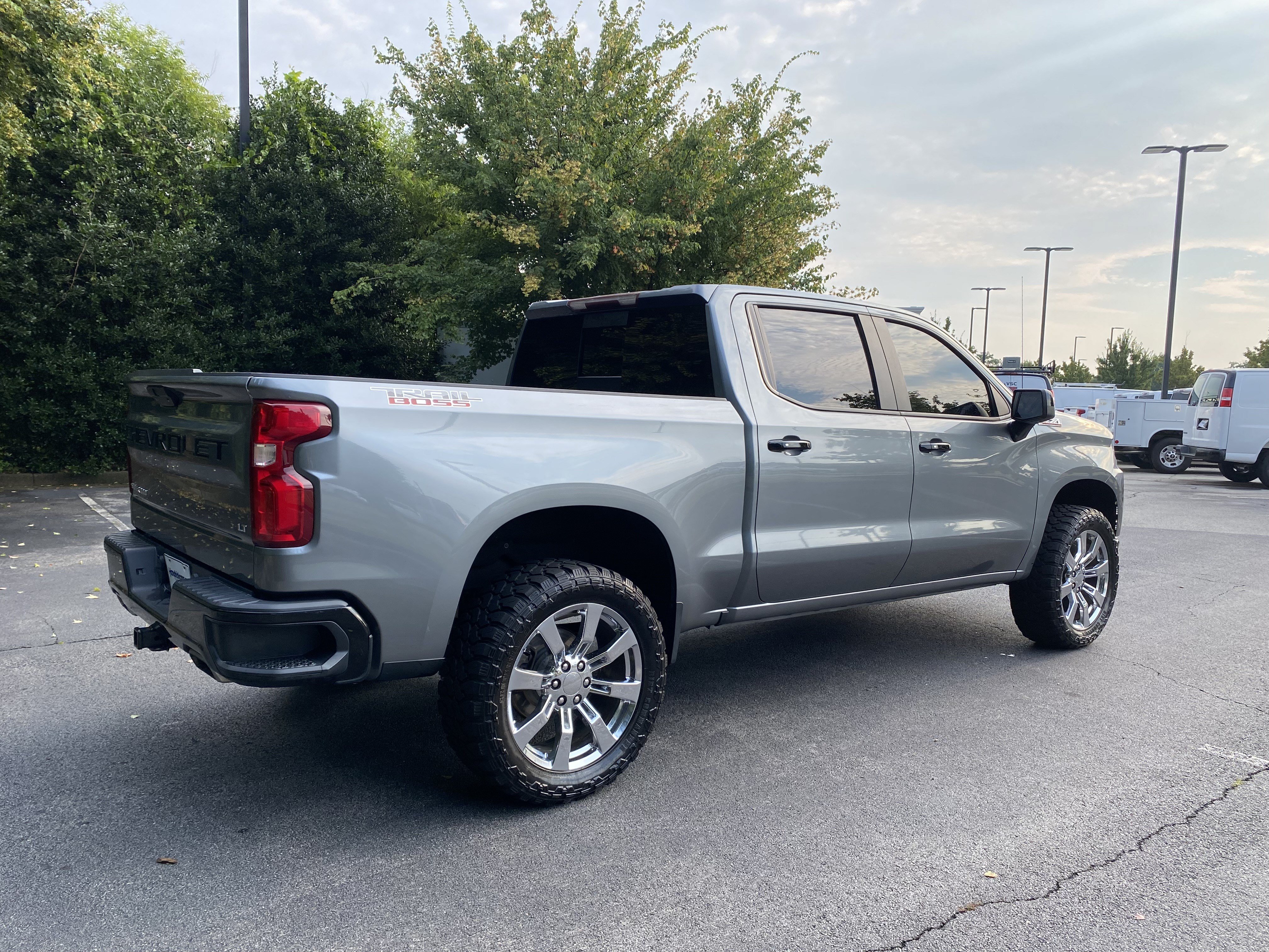 Used 2019 Chevrolet Silverado 1500 LT Trail Boss AWD/4WD image 9