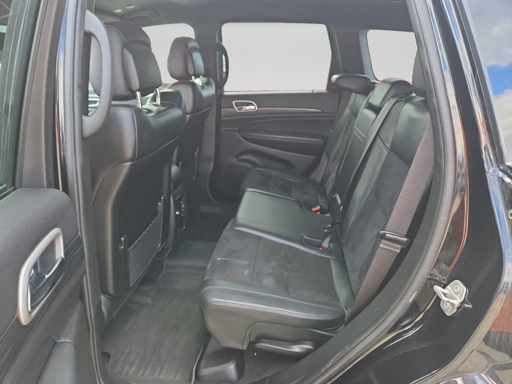 Used 2021 Jeep Grand Cherokee Altitude AWD/4WD image 16