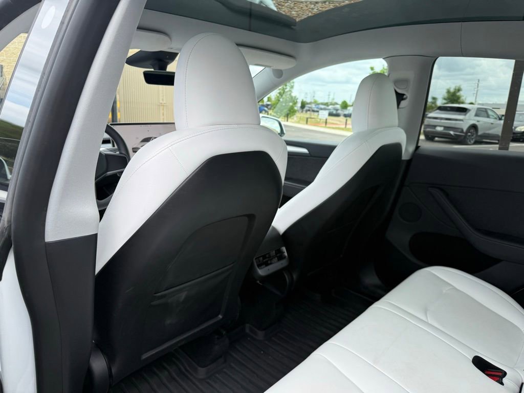 Used 2023 Tesla Model Y Long Range image 9