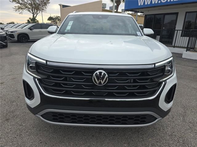 New 2026 Volkswagen Atlas Cross Sport SE image 2