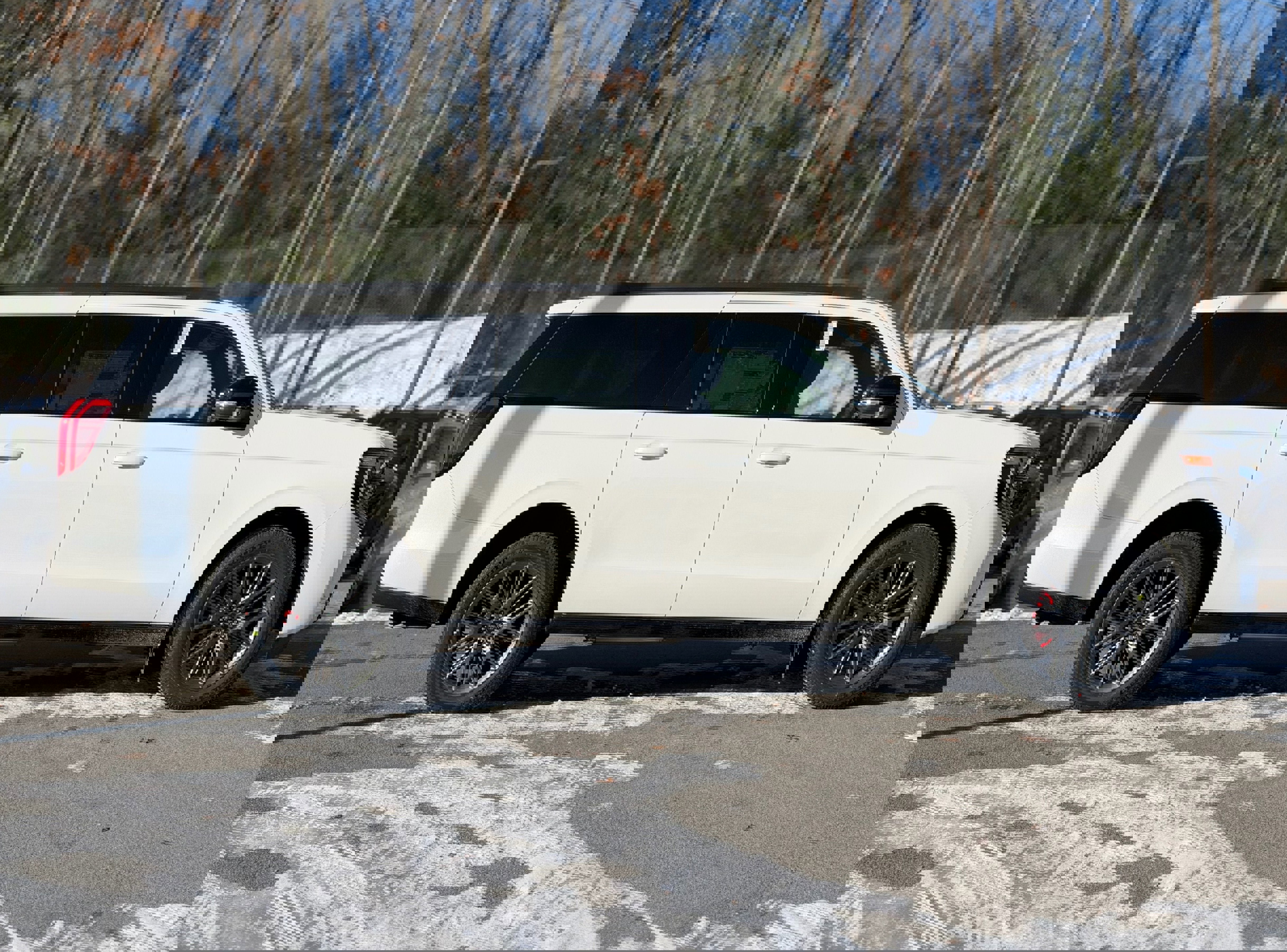 New 2025 Ford Expedition Max Platinum w/ Stealth Performance Package image 12