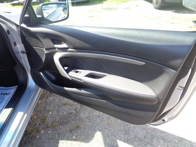 Used 2010 Honda Accord EX-L image 15