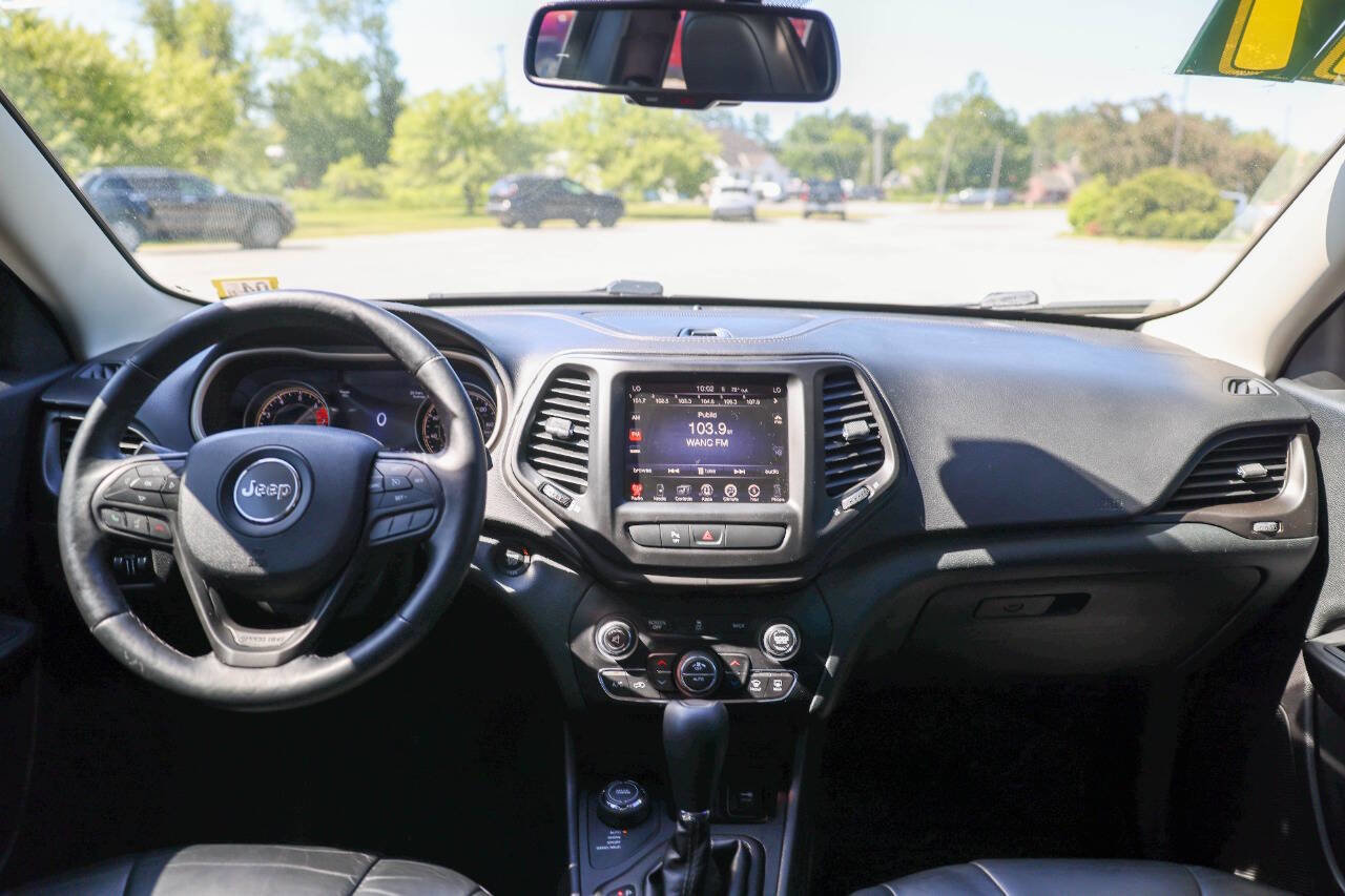 Used 2017 Jeep Cherokee High Altitude AWD/4WD image 26