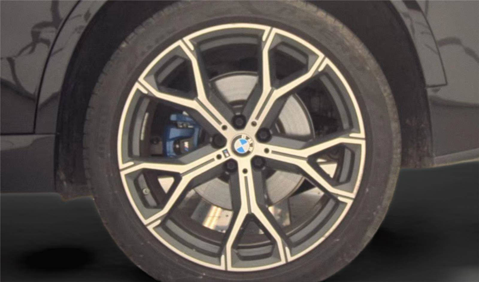 Used 2022 BMW X5 xDrive40i AWD/4WD image 19