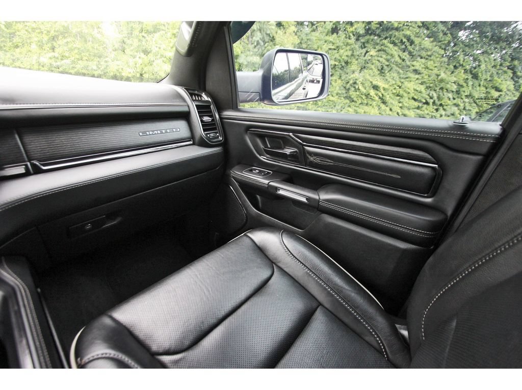 Used 2023 RAM 1500 Limited w/ Body Color Bumper Group AWD/4WD image 9