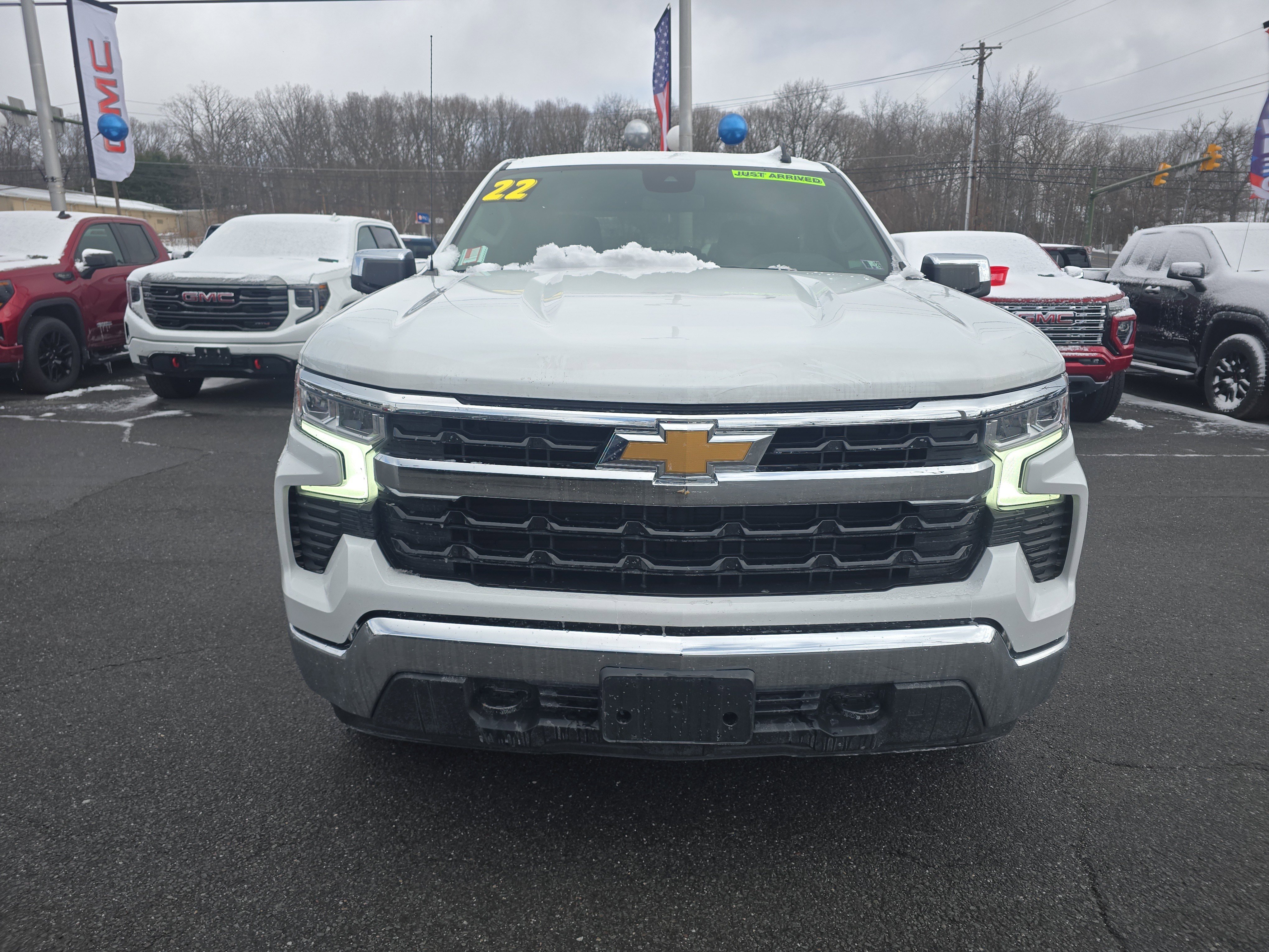 Used 2022 Chevrolet Silverado 1500 LT image 10