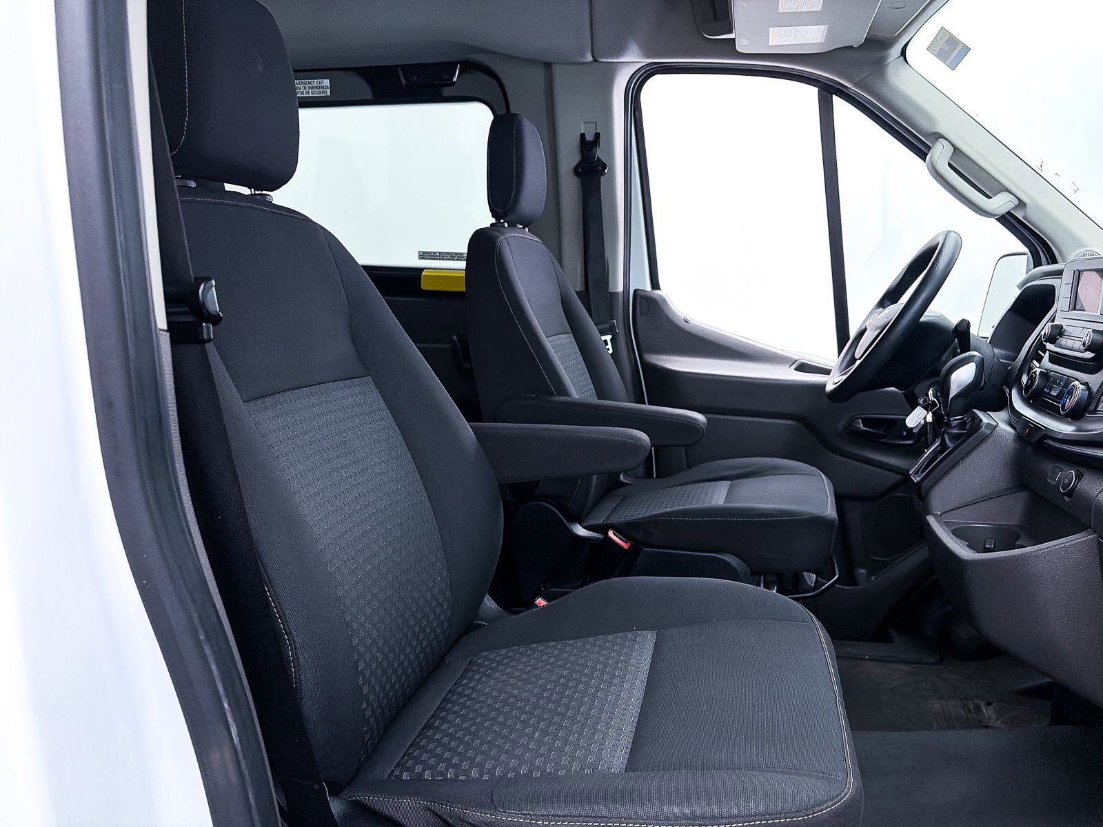 Used 2020 Ford Transit 350 XL image 31