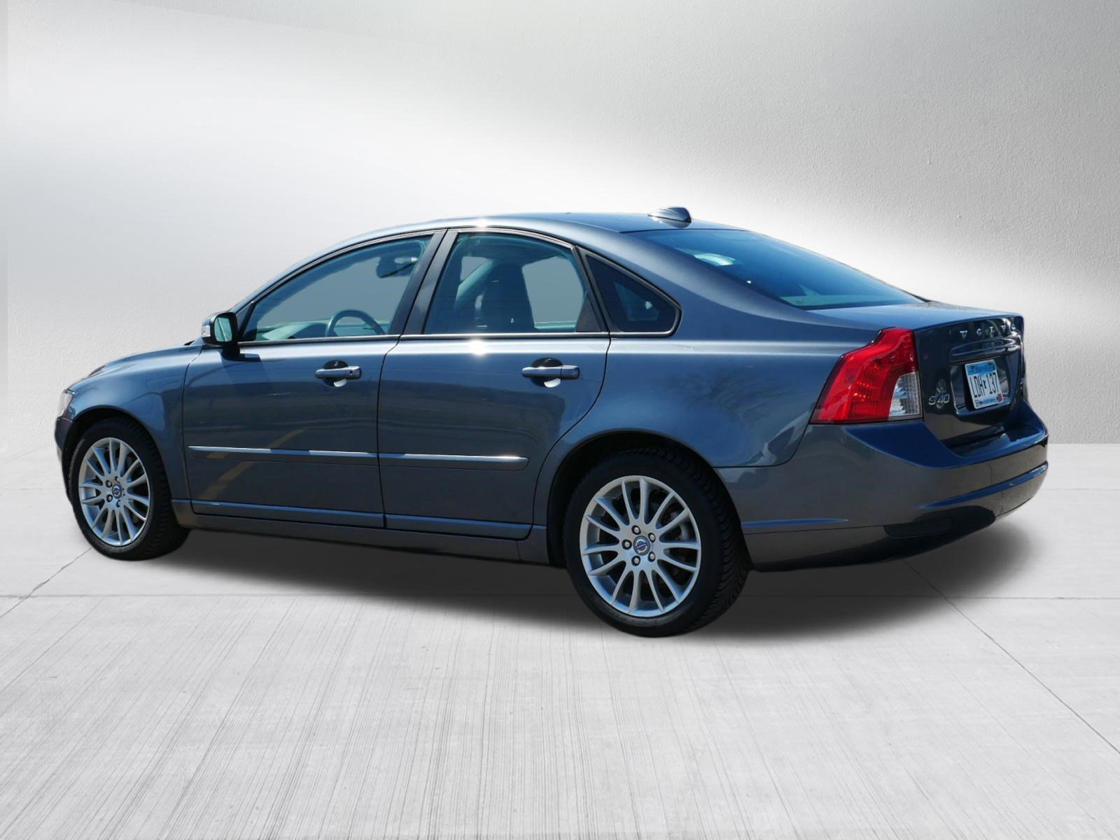 Used 2010 Volvo S40 2.4i image 5