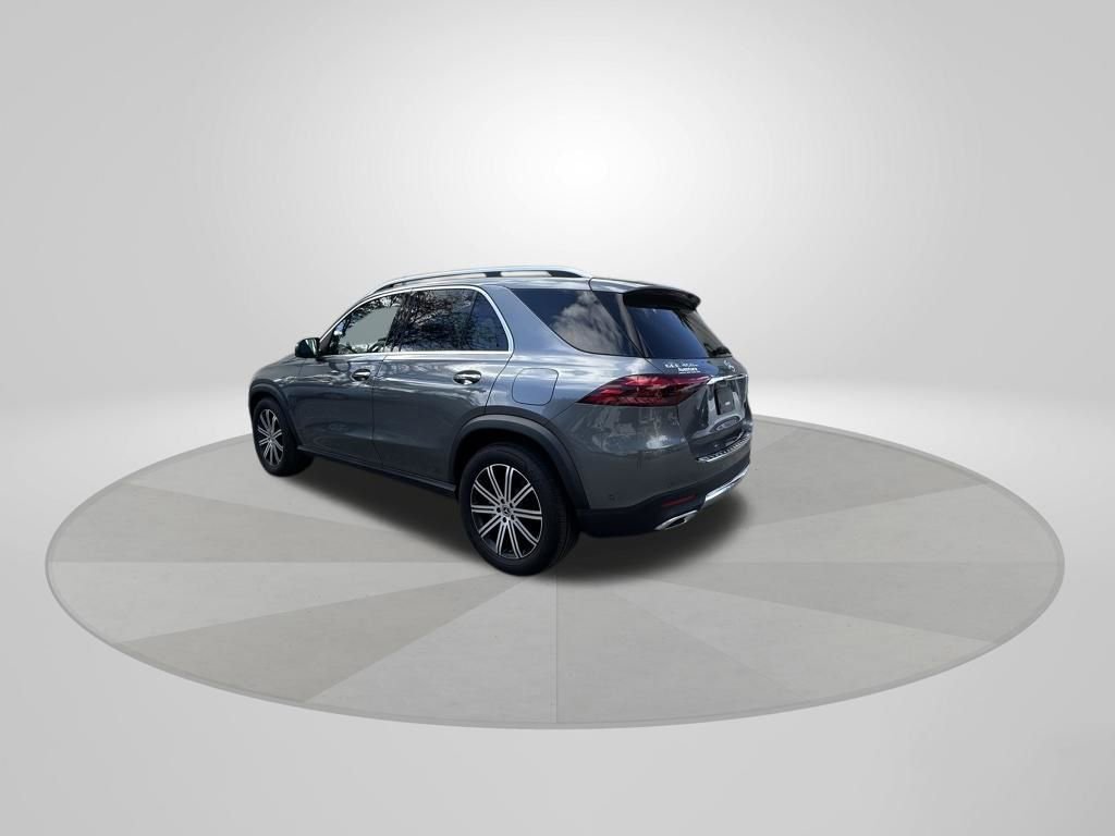 Used 2025 Mercedes-Benz GLE 450e 4MATIC image 5