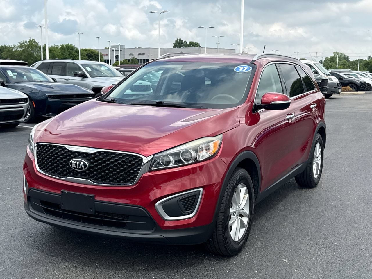 Used 2017 Kia Sorento FWD image 7