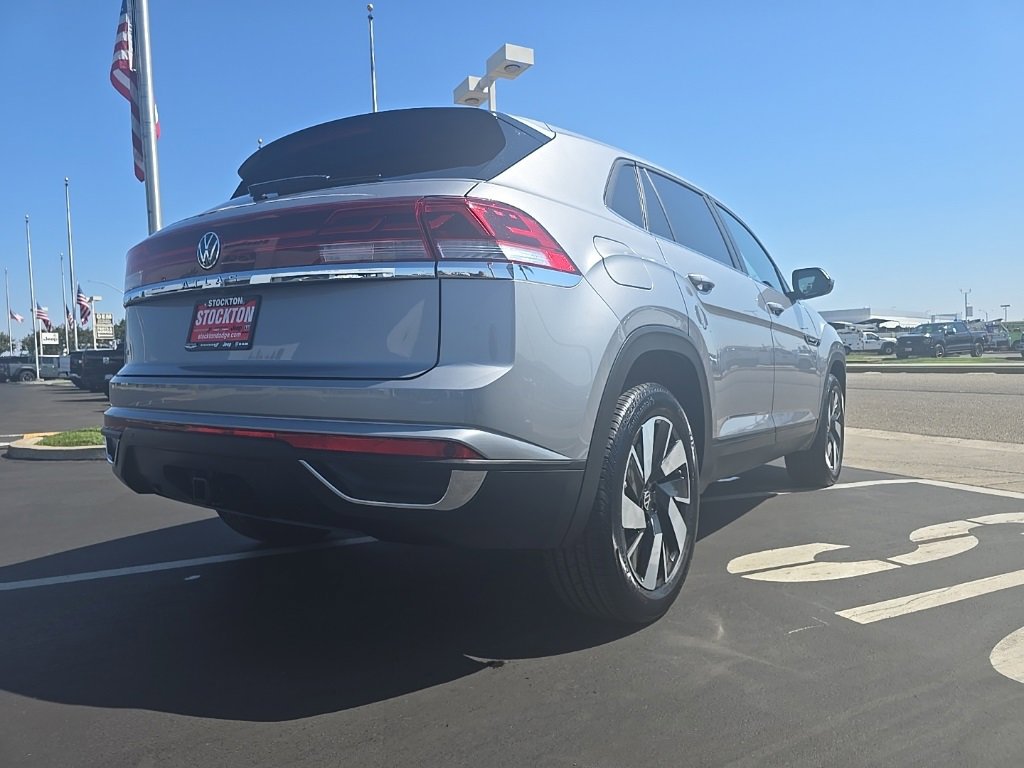 Used 2024 Volkswagen Atlas Cross Sport SE image 9