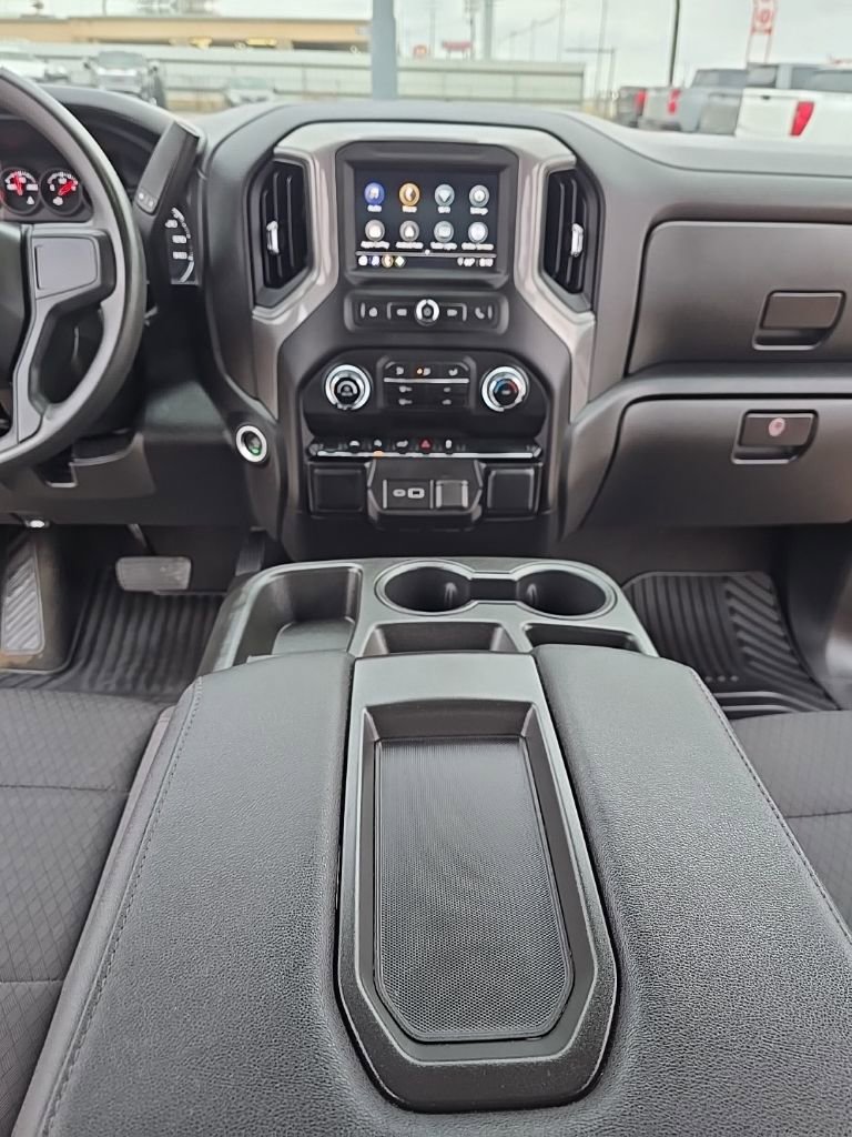 Used 2023 Chevrolet Silverado 1500 Custom image 17