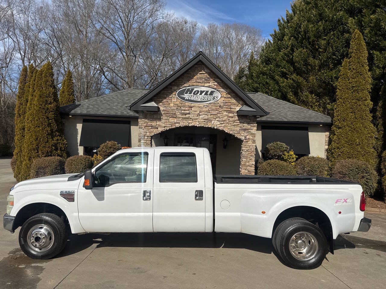 Used 2010 Ford F350 XL AWD/4WD image 1