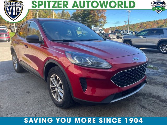 Used 2022 Ford Escape SE w/ Cold Weather Package AWD/4WD image 1