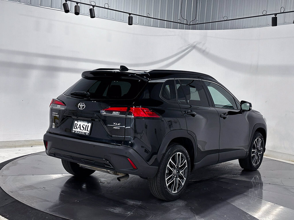 Used 2026 Toyota Corolla Cross XLE AWD/4WD image 11