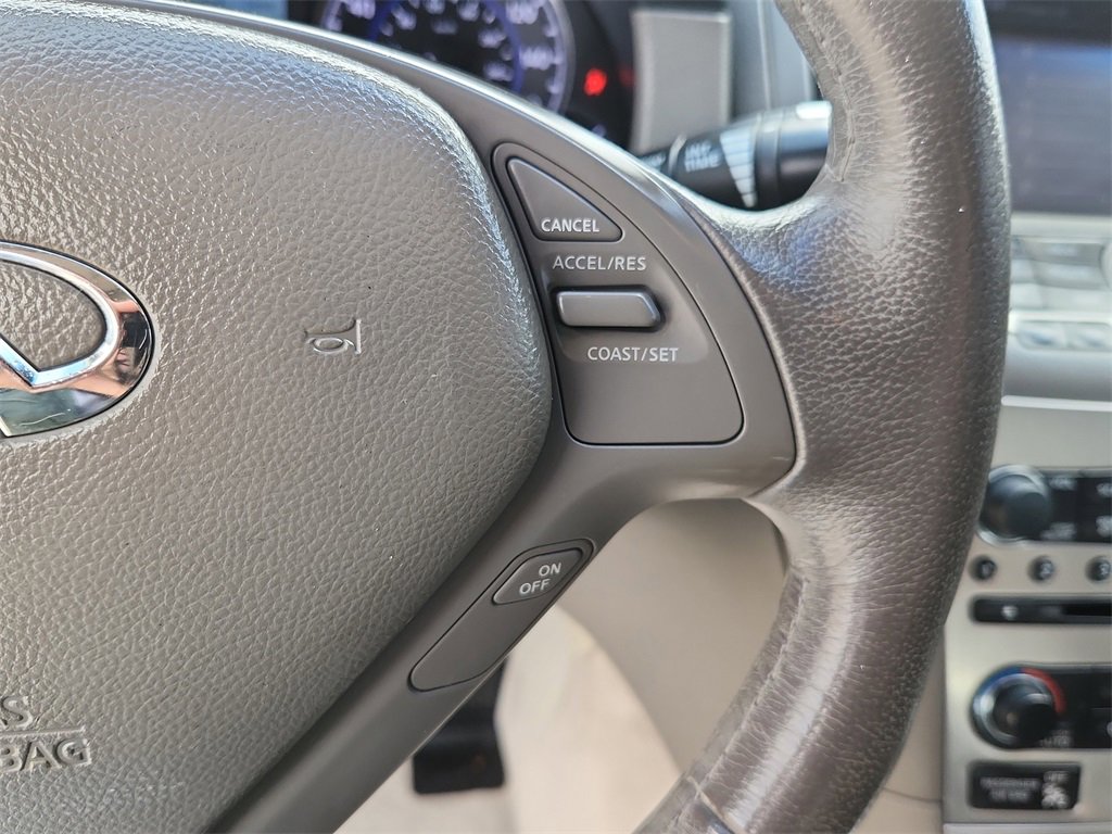 Used 2013 INFINITI G37 x w/ Premium Pkg image 22