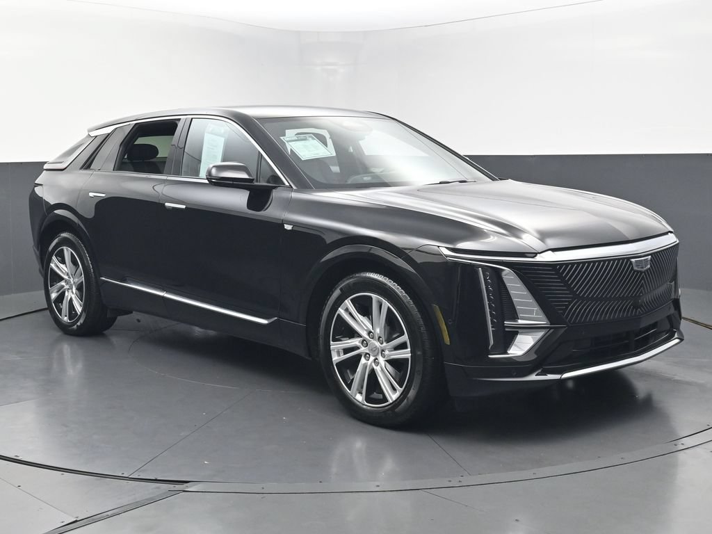 Used 2024 Cadillac Lyriq Tech w/ Driver Assist Package AWD/4WD image 44
