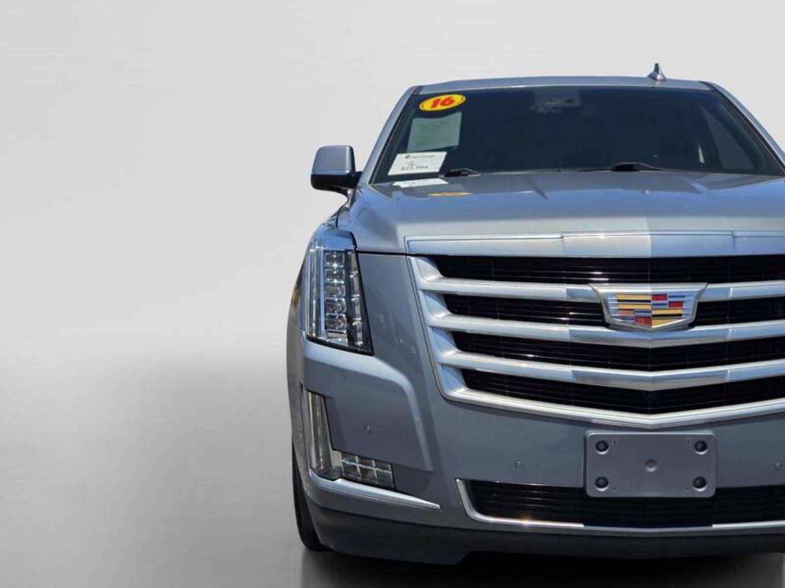 Used 2016 Cadillac Escalade ESV Luxury AWD/4WD image 10