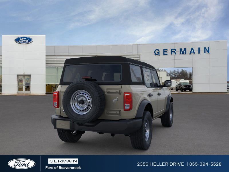 New 2025 Ford Bronco 4-Door image 8