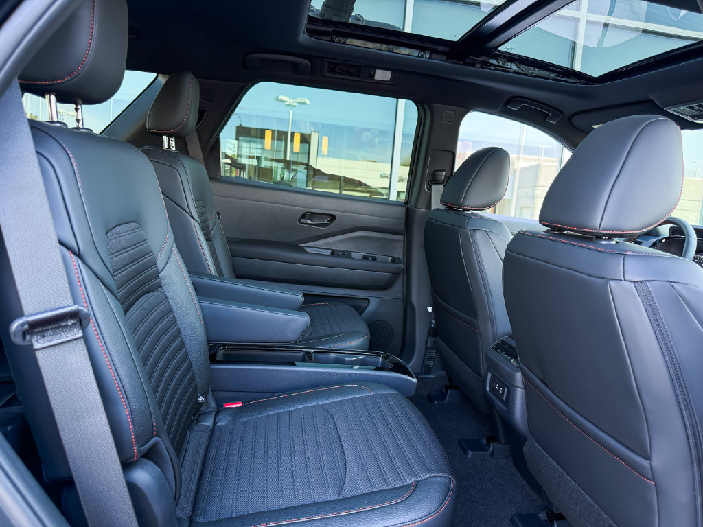 New 2026 Nissan Pathfinder Rock Creek AWD/4WD image 32