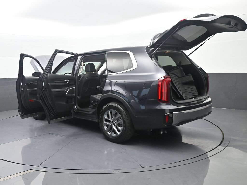 Used 2025 Kia Telluride LX FWD image 74