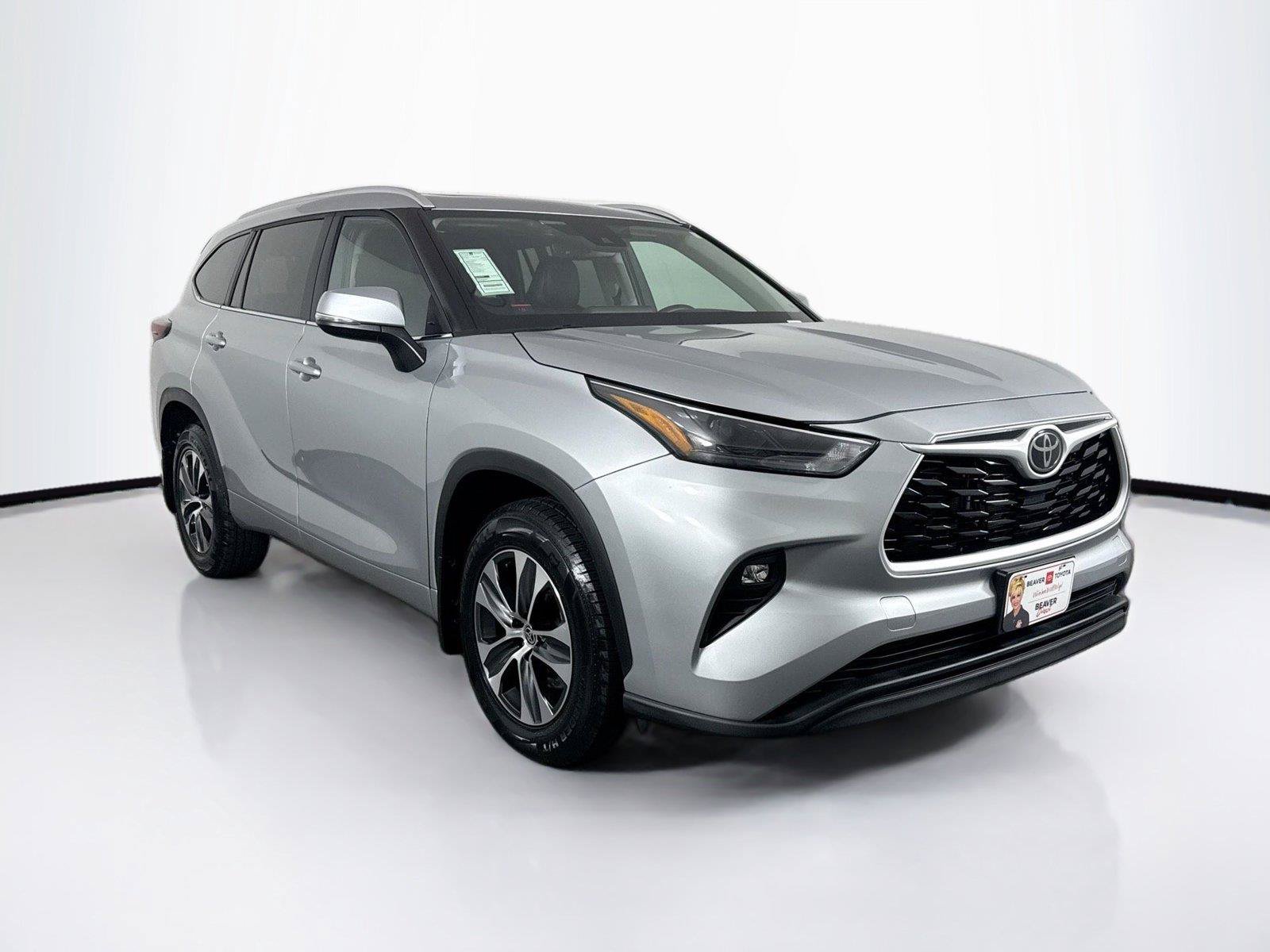 Certified 2025 Toyota Highlander XLE AWD/4WD image 10
