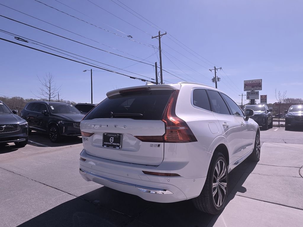 Used 2023 Volvo XC60 B5 Plus w/ Protection Package Premier image 7