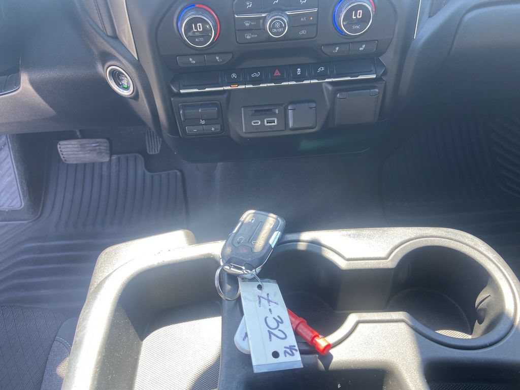 Certified 2020 Chevrolet Silverado 1500 LT w/ All-Star Edition AWD/4WD image 18