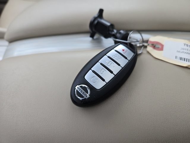 Used 2015 Nissan Murano Platinum w/ Platinum Technology Package FWD image 23