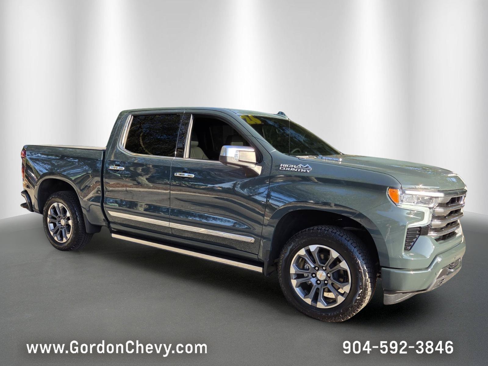 Used 2026 Chevrolet Silverado 1500 High Country w/ Technology Package AWD/4WD image 8
