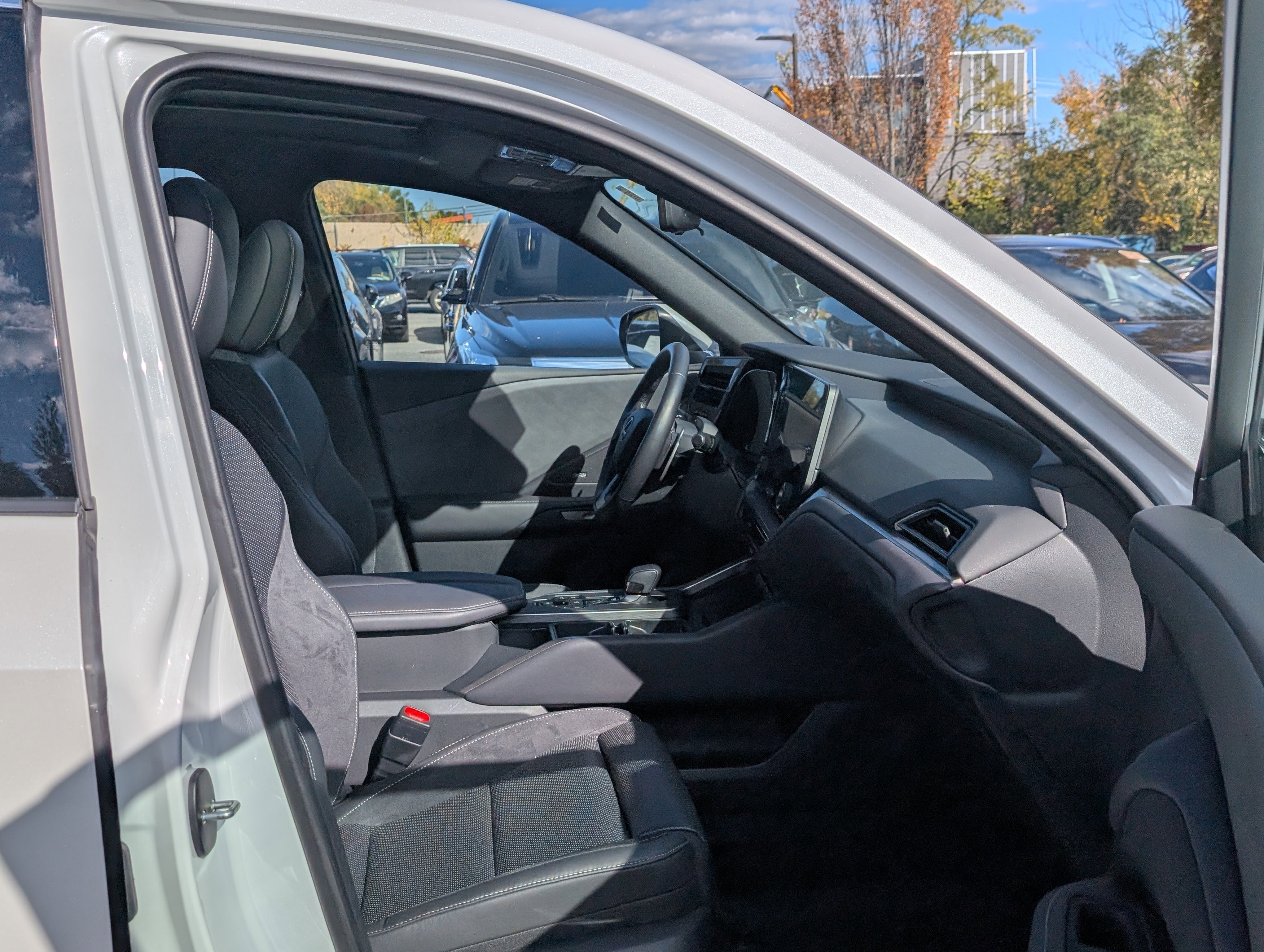 Used 2024 Lexus TX 350 AWD image 11