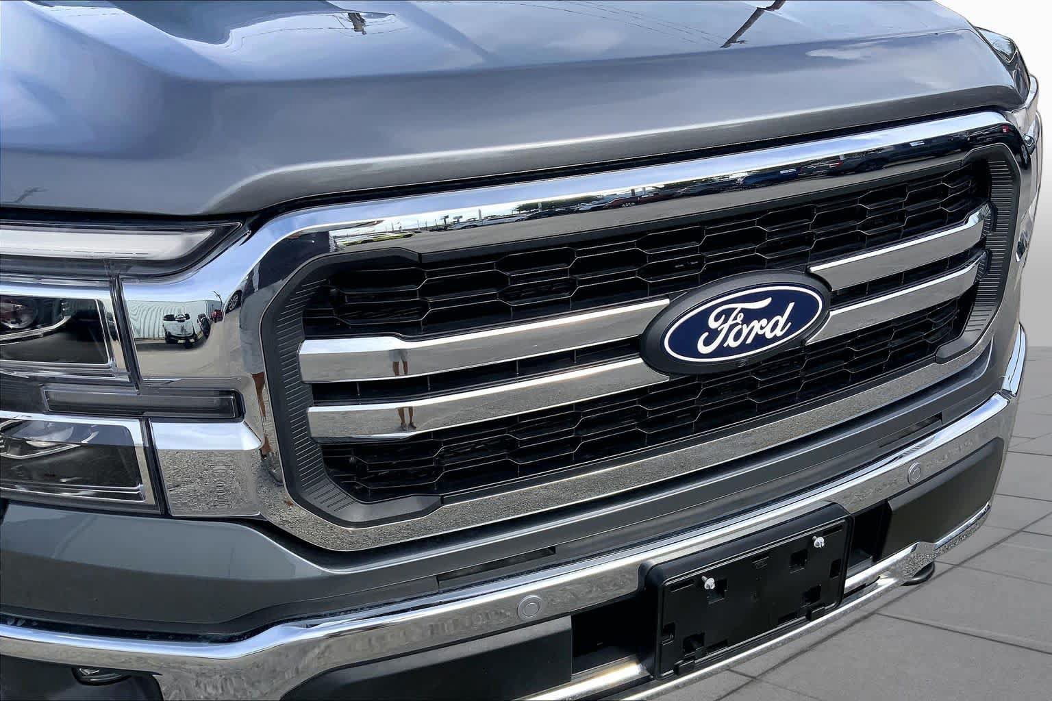 Used 2026 Ford F150 Lariat w/ Equipment Group 501A Mid AWD/4WD image 30