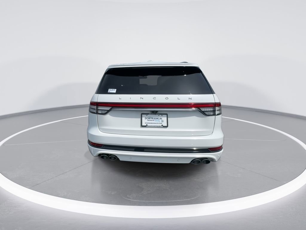 Used 2023 Lincoln Aviator Reserve w/ Jet Appearance Package AWD/4WD image 7