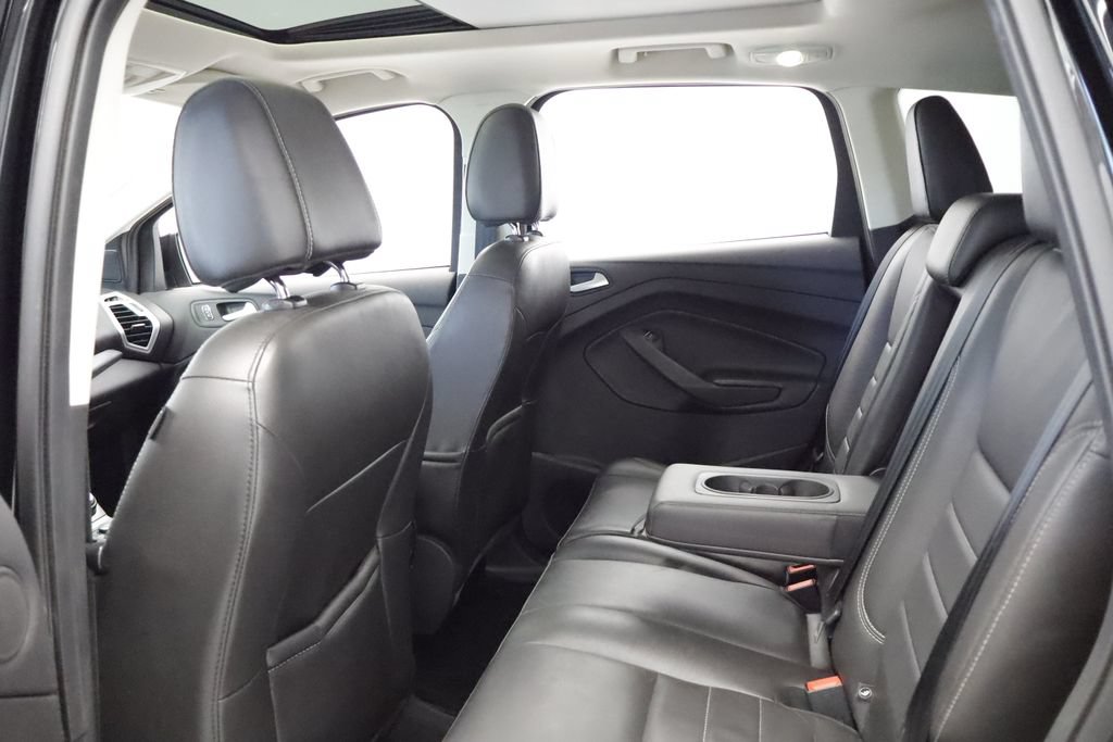Used 2016 Ford Escape SE w/ SE Leather Comfort Package AWD/4WD image 12