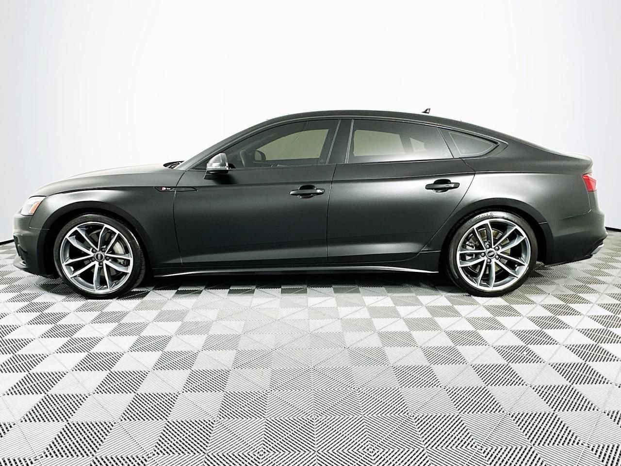 Used 2023 Audi A5 2.0T Premium Plus w/ Premium Plus AWD/4WD image 7