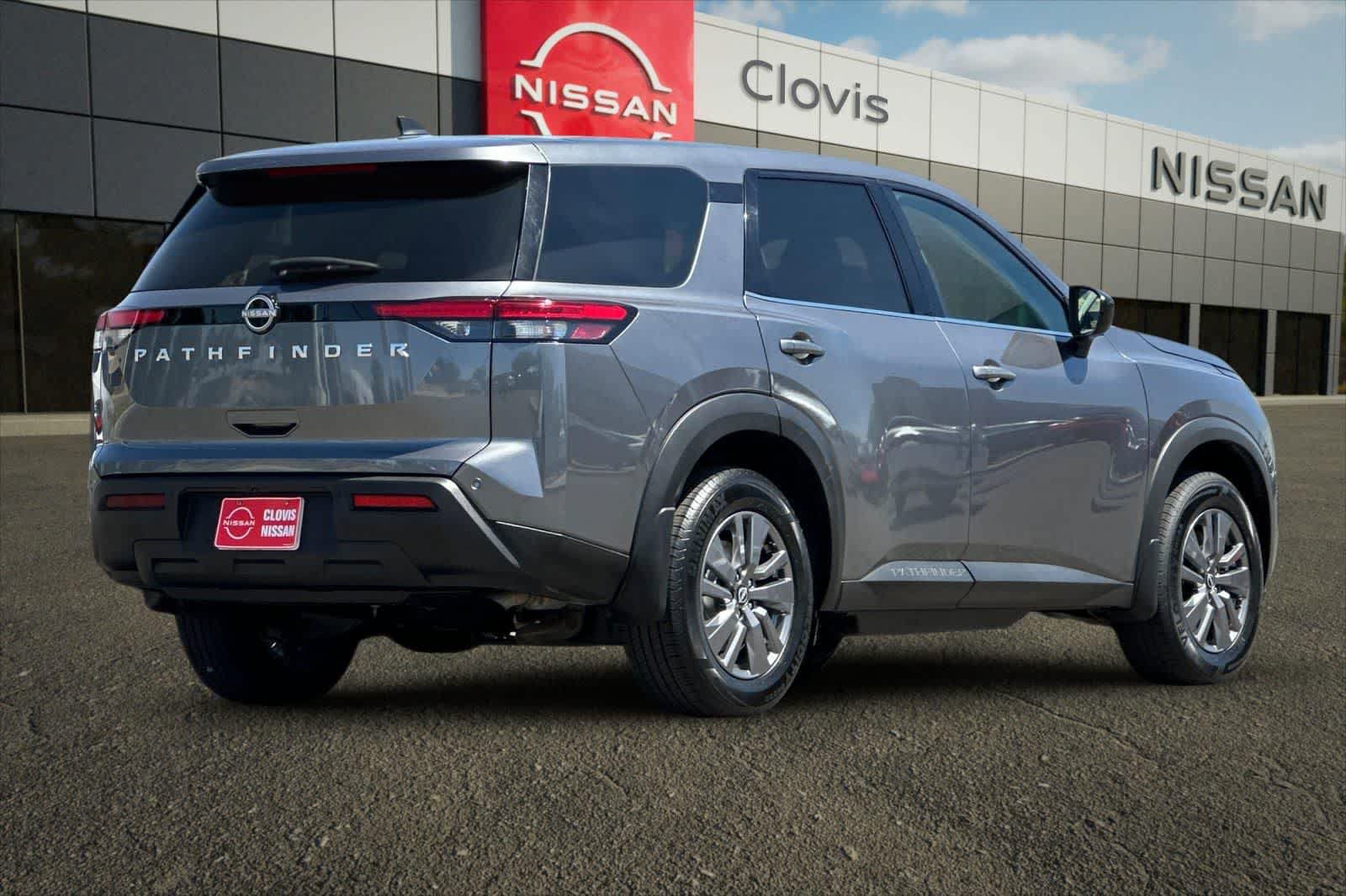 Certified 2025 Nissan Pathfinder S w/ Cargo Package FWD image 3
