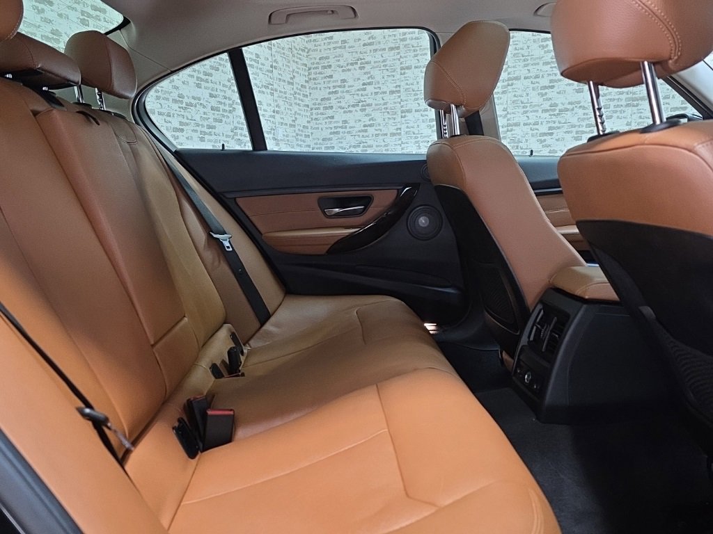 Used 2015 BMW 335i Sedan image 11