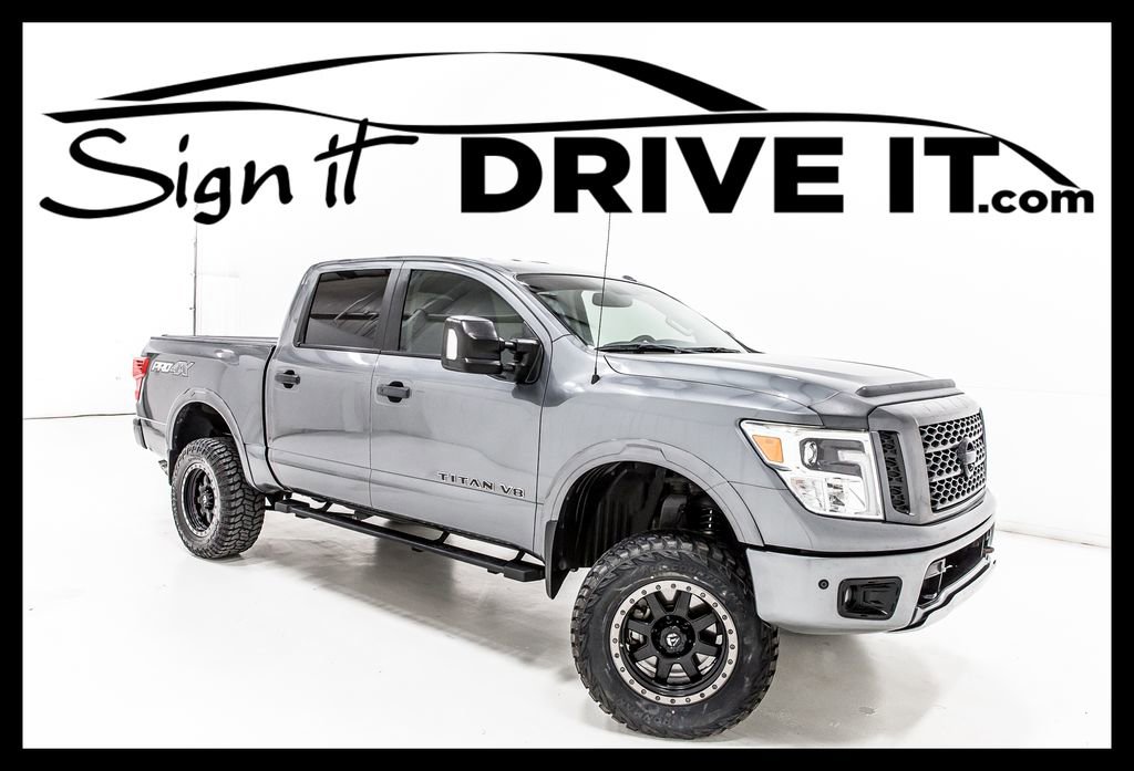 Used 2018 Nissan Titan PRO-4X w/ Pro-4x Convenience Package AWD/4WD image 1