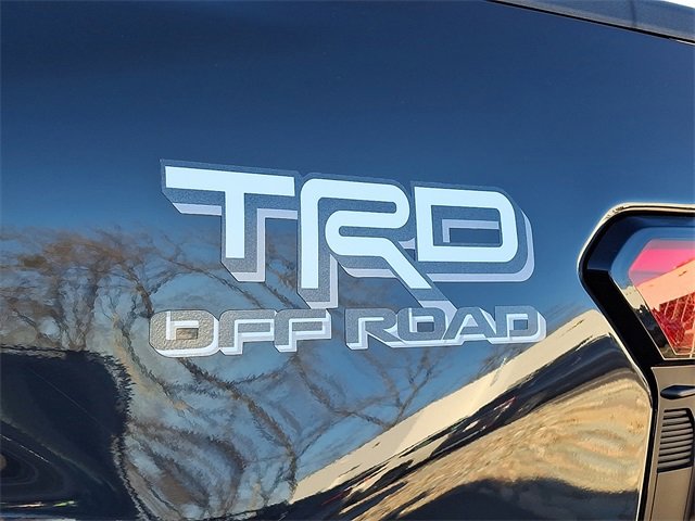 Used 2024 Toyota Tacoma TRD Off-Road image 30