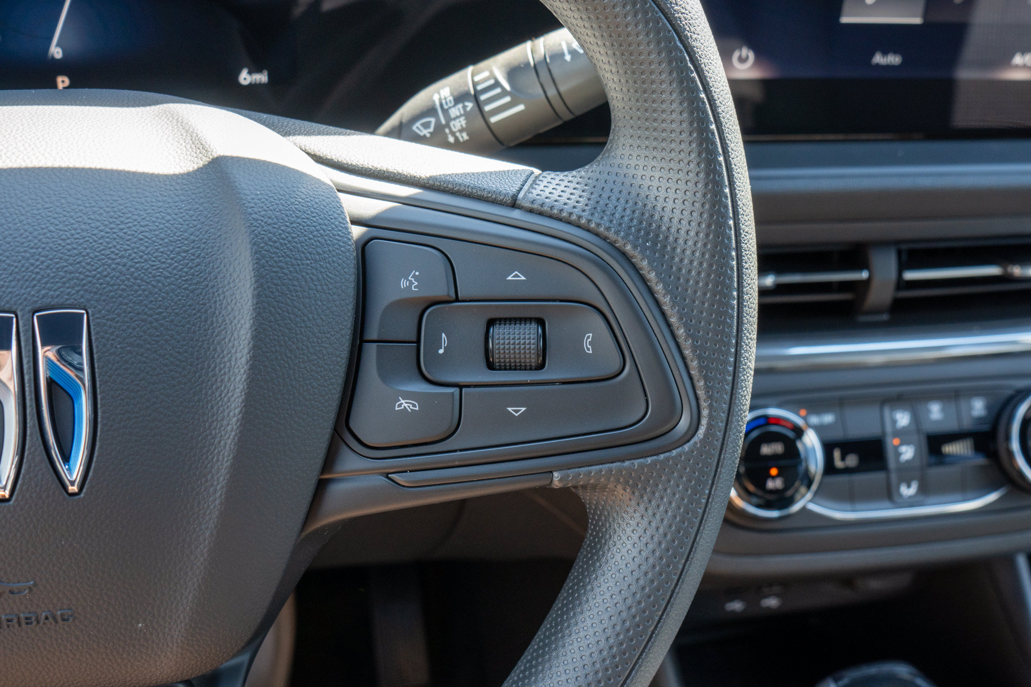 New 2026 Buick Envista Preferred FWD image 23