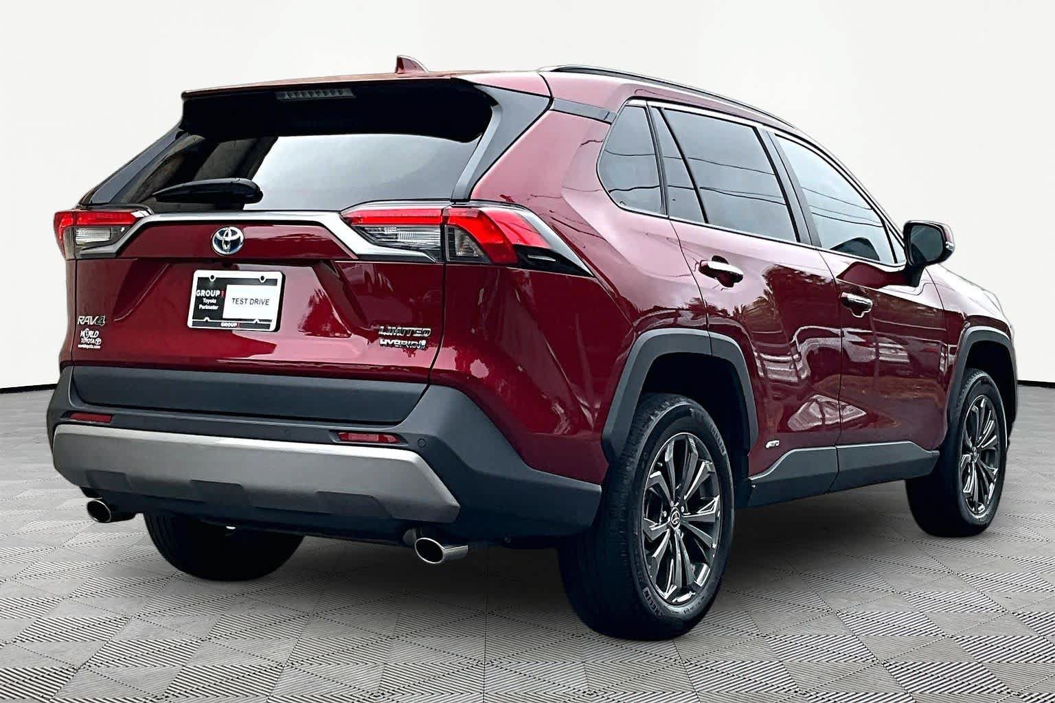 Used 2023 Toyota RAV4 Limited AWD/4WD image 13