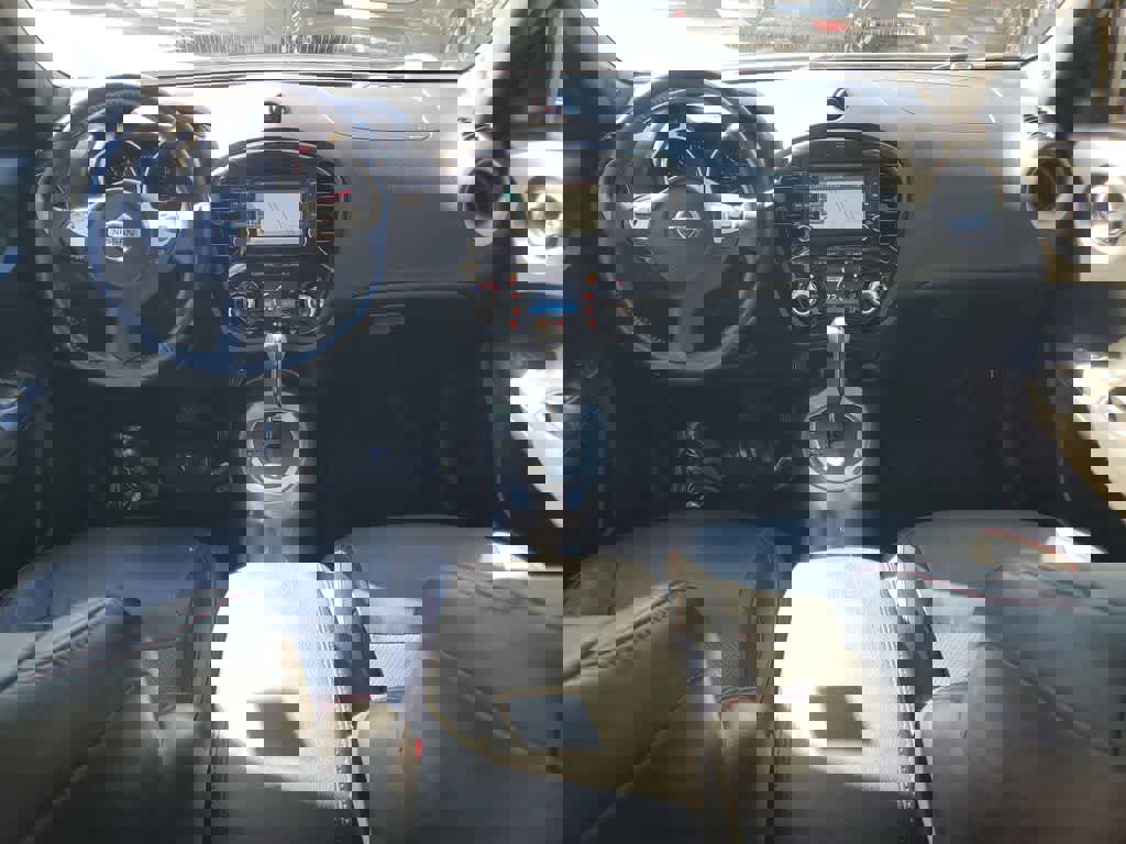 Used 2015 Nissan Juke SL image 12