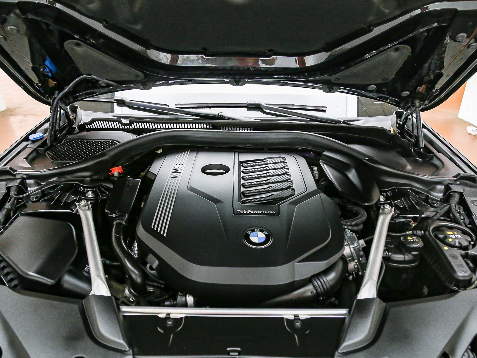 Used 2023 BMW 540i w/ M Sport Package RWD image 27