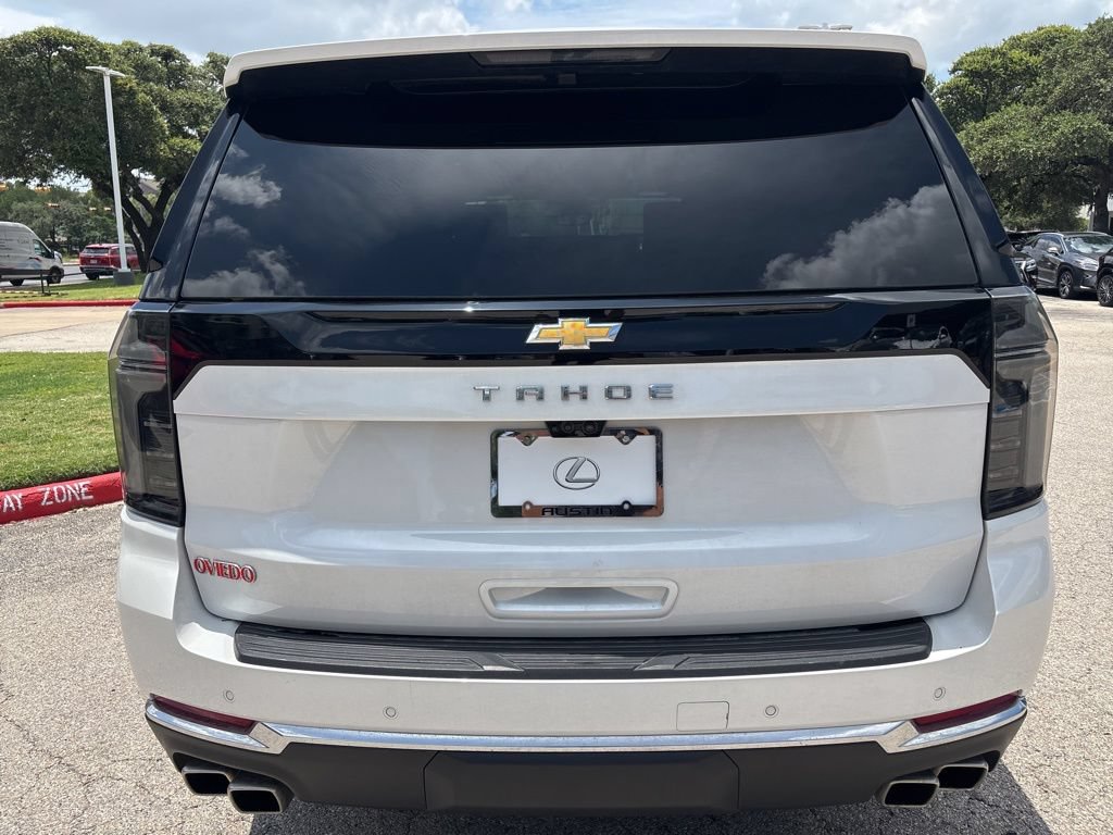 Used 2025 Chevrolet Tahoe High Country AWD/4WD image 4