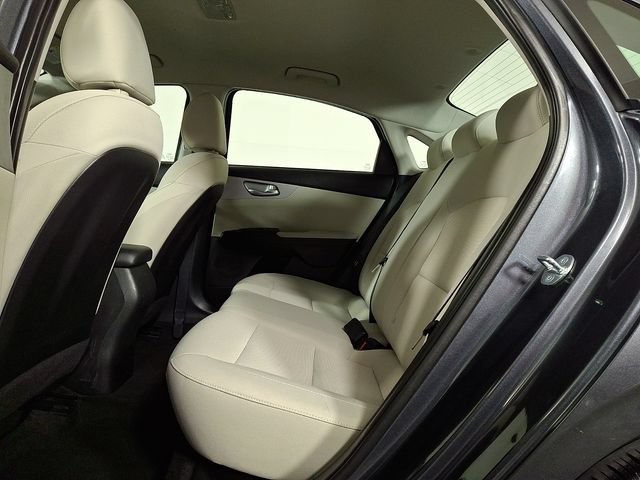 Used 2023 Kia Forte LXS w/ LXS Technology Package FWD image 13