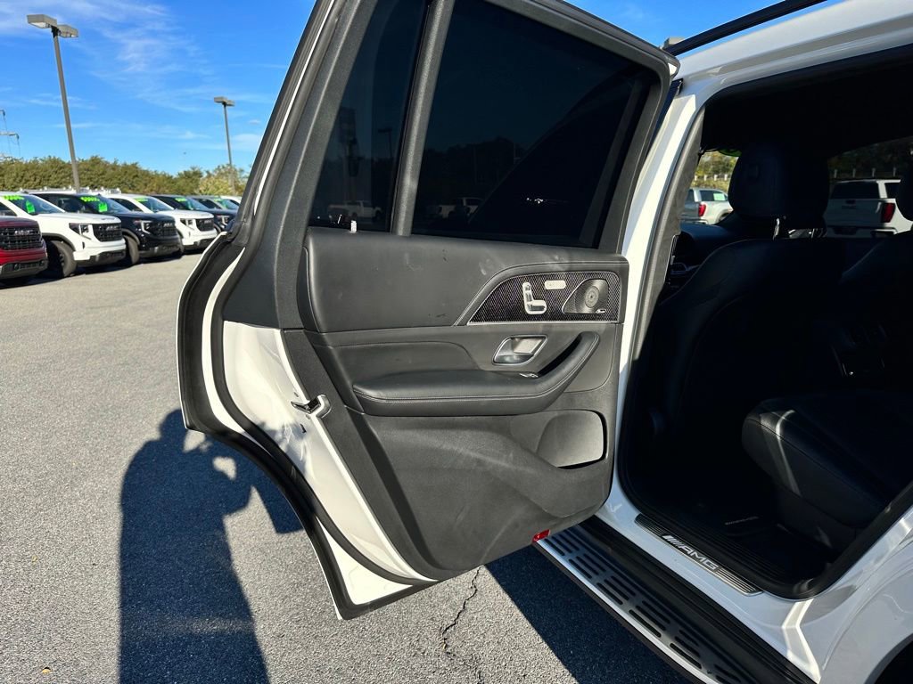 Used 2023 Mercedes-Benz GLS 63 AMG 4MATIC image 23